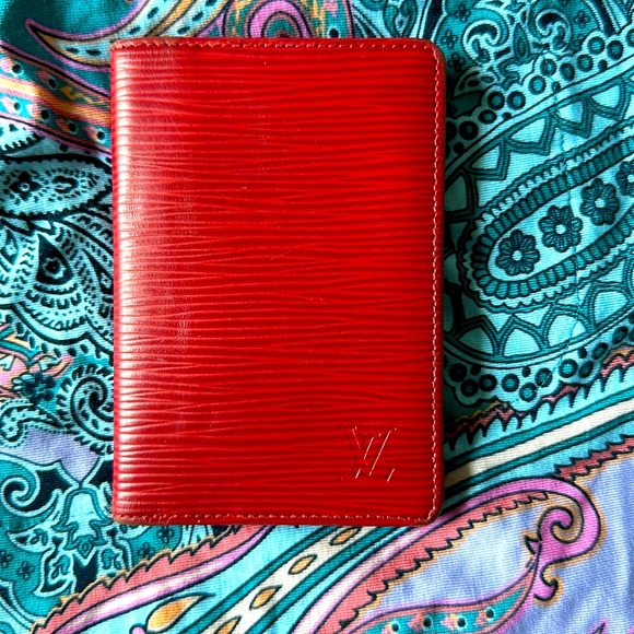 🔥NWOT RED AUTHENTIC LOUIS VUITTON EPI CARD HOLDER SP0066 - Picture 1 of 8